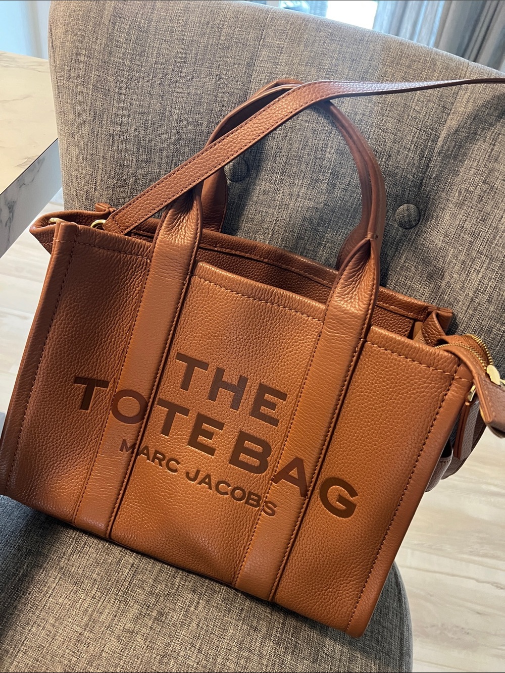The Tote Bag by Marc Jacobs Medium size